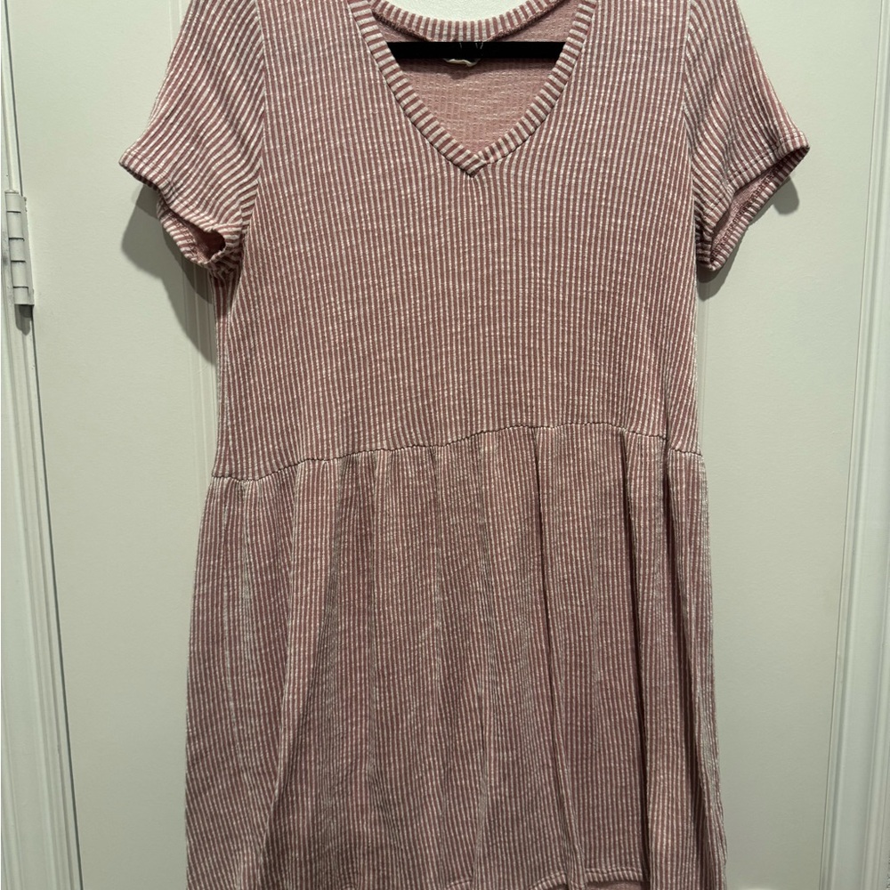 Caution To The Wind Mauve Pink Ribbed V-Neck Short Sleeve Dress
